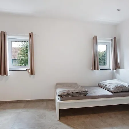 Ferienapartments Ariana 公寓 *