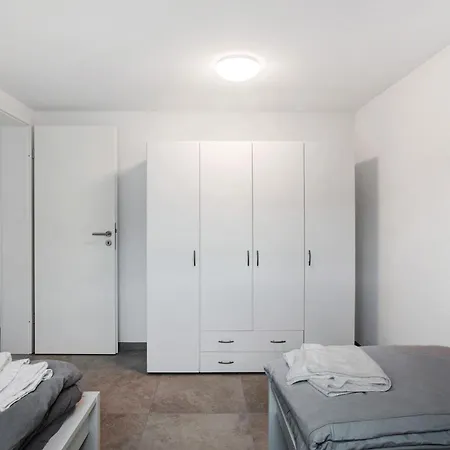 Ferienapartments Ariana *