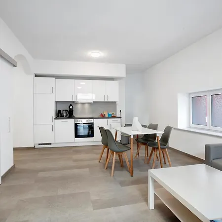 Ferienapartments Ariana 公寓 *